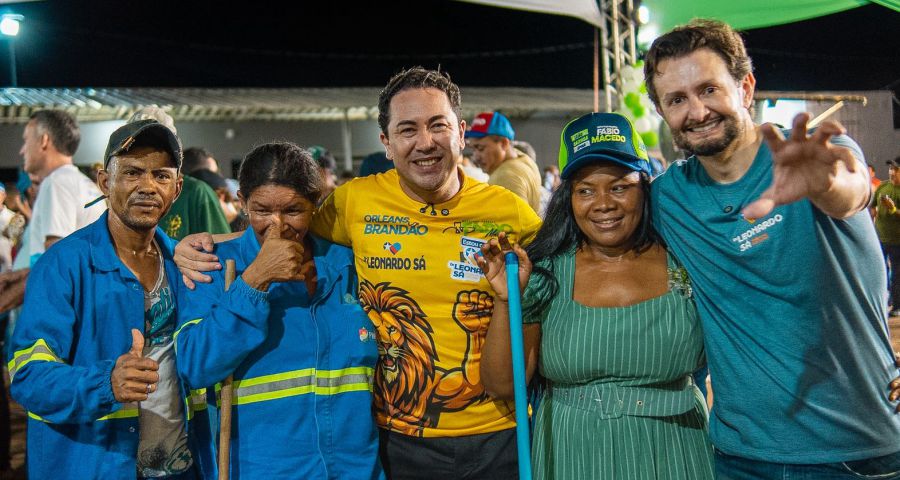 André da Ralpnet anuncia salário de quase 4 mil reais para garis de Pinheiro